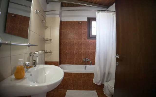 Foula House in Magnisia