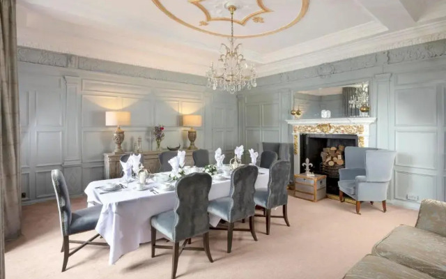 Manor House Hotel