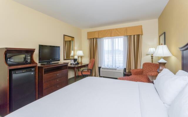 Holiday Inn Express Hotel & Suites Lexington NW-The Vineyard, an IHG Hotel