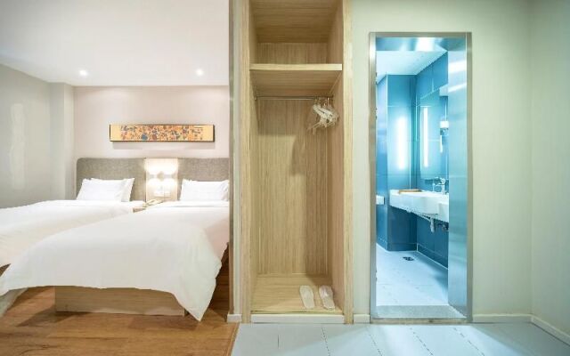 Hanting Hotel Shanghai Zhoupu Wanda Metro Station