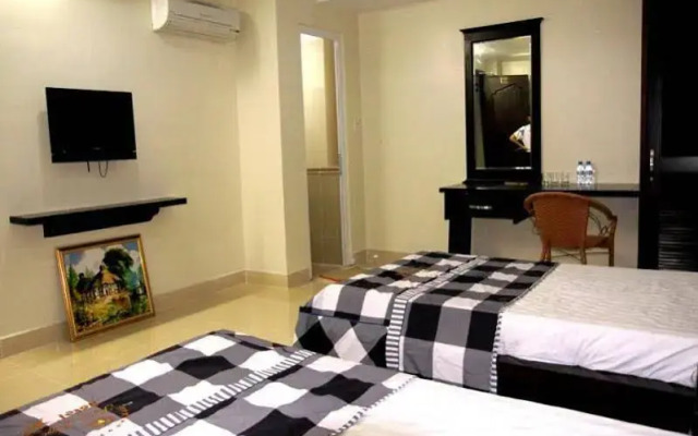 Khanh Ngoc Hotel