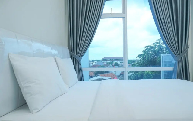 Warm and Relax Stay @ 1BR Puri Mansion Apartment