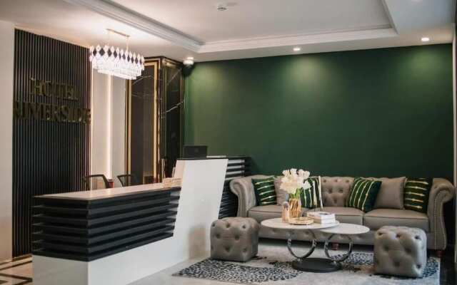 Riverside Boutique Hotel