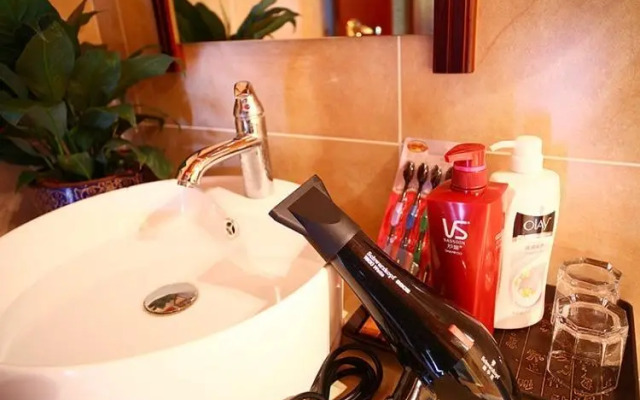 Lijiang Zuoanjiari Inn