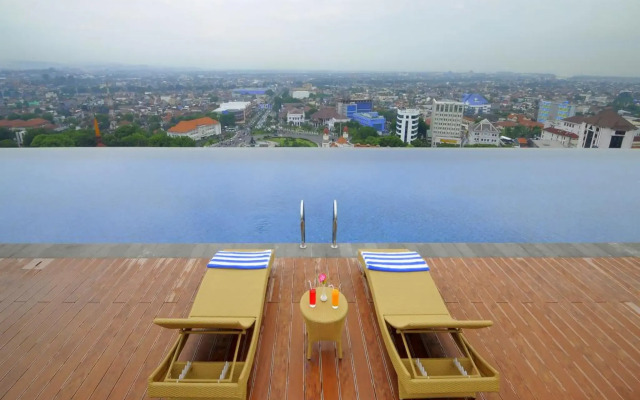 Louis Kienne Hotel Pandanaran