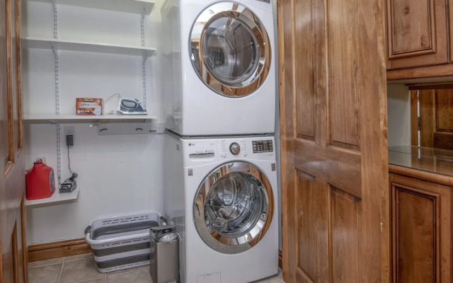 Brookside Townhome 103 3 Bedroom Townhouse