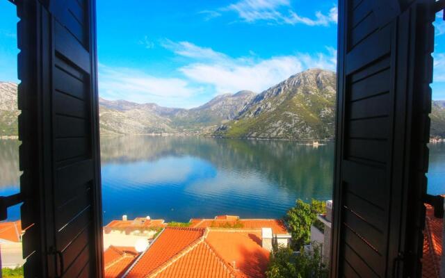 3 BR Apartment in Boka Gardens complex