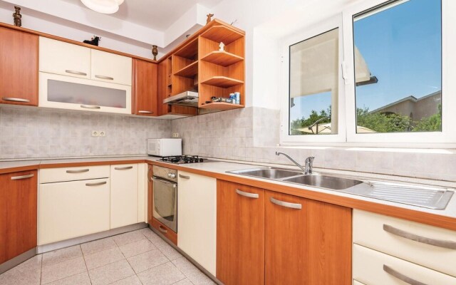 Beautiful Home in Barbat With Wifi and 2 Bedrooms