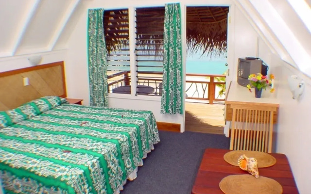 Paradise Cove Lodges