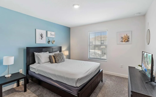 1570 Sandbagger Drive