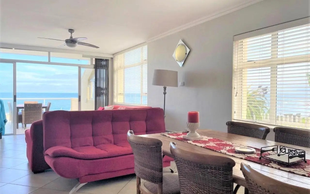 Beachfront @ Driftwood 6 Luxury Family Apartment