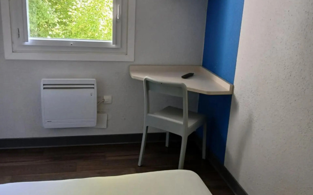 hotelF1 Valenciennes Douchy les Mines