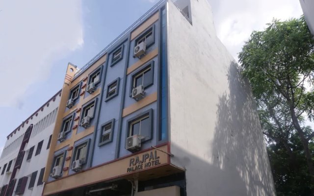 Hotel Rajpal Palace