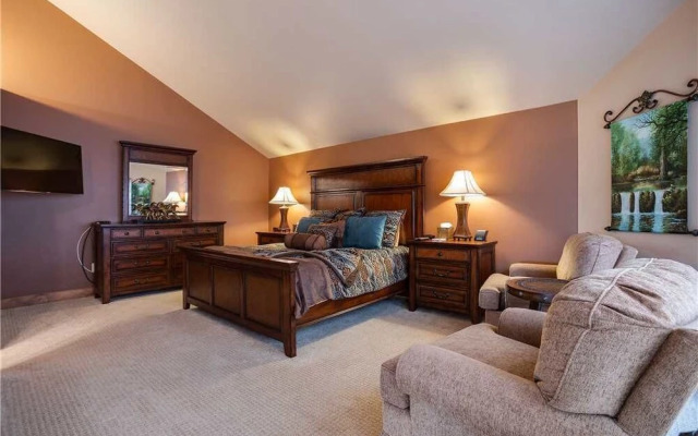 Churchill Lodge South