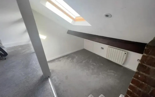 Apartmentsleeps8-wifi-famillyfriendly-citycentre