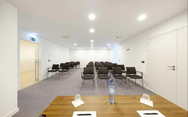 SDivine Fátima Hotel