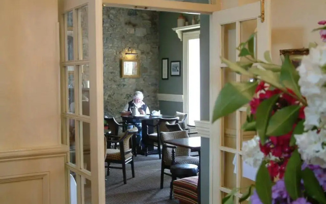 Listowel Arms Hotel