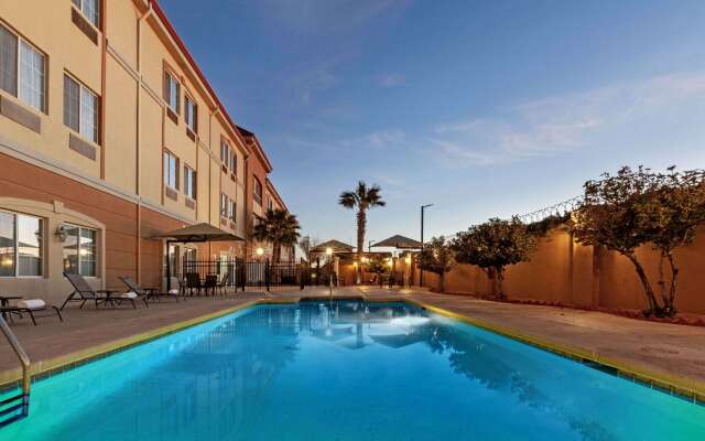 La Quinta by Wyndham Cd Juarez Near US Consulate