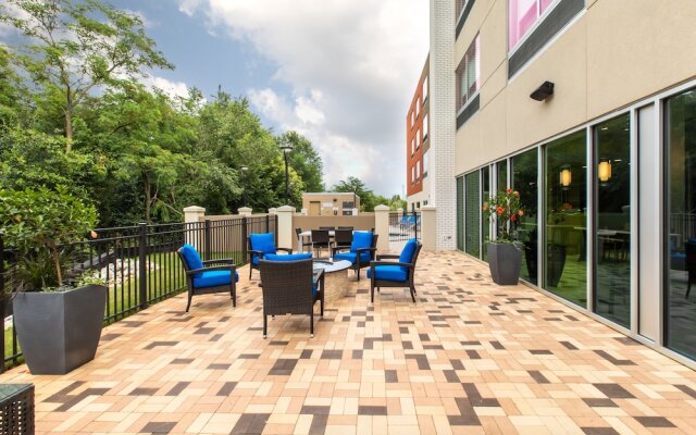 Holiday Inn Express & Suites Greenville S- Piedmont, an IHG Hotel