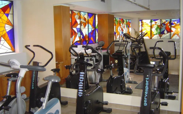 Crowne Plaza Madrid - Centre Retiro by IHG