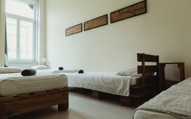 József - Group Apartment with Sauna