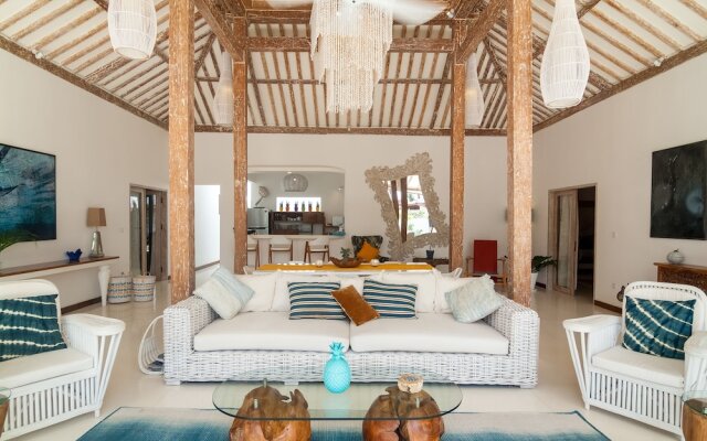 De'Coco Villa and Suites