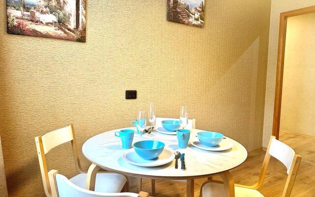 Апартаменты на улице Деловая 24/2