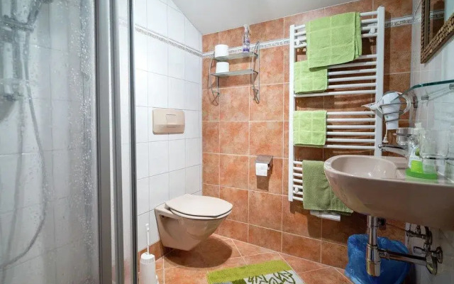 Apartment Leogang Near Ski Slopes