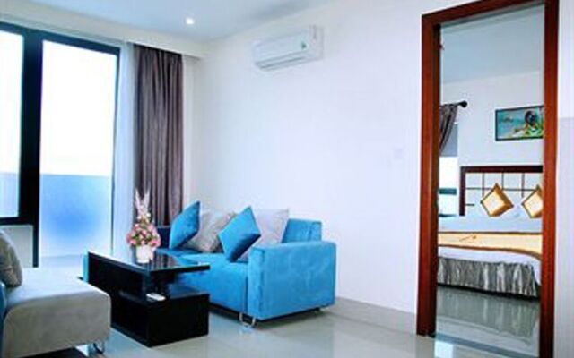 Seafront Hotel Da Nang