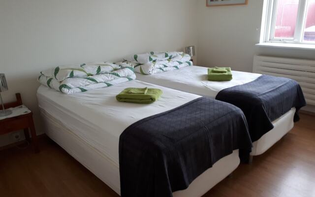 Brúnalaug Guesthouse Holiday Home