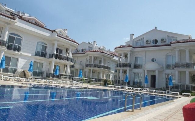 Serenity Apartments 1 by Villamnet