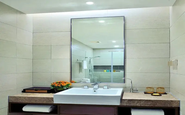 Home Inn Plus Kunming Cui Hu