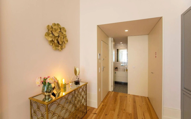 LovelyStay - 2BR Flat with AC in Duque de Loulé