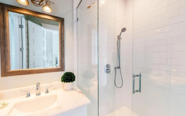 Paradise Beach by AMI Locals