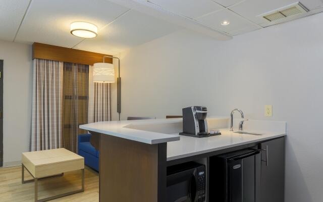 Holiday Inn Express Milwaukee-West Medical Center by IHG