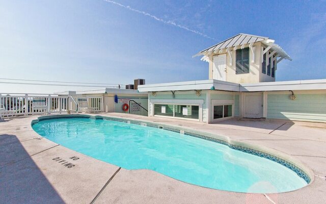 Captains Watch Condos