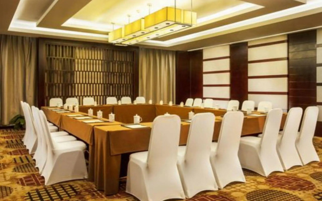 Tanglong International Hotel