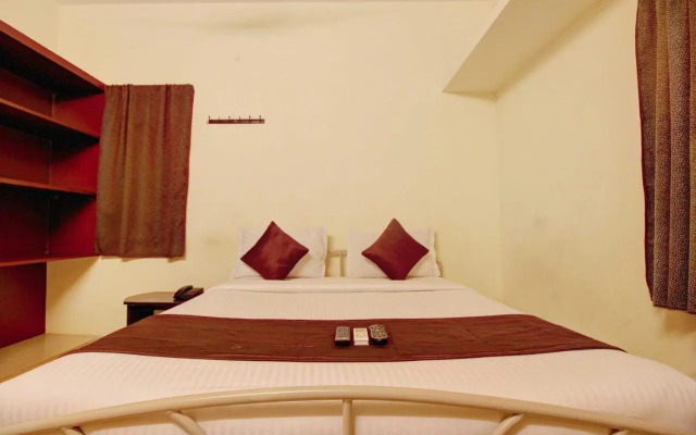 Flagship 701072 Yazhini Service Apartment