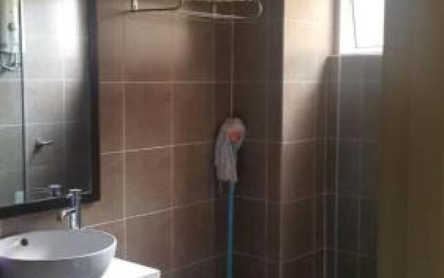 2 Room Apartment@ Gold Coast Morib Banting