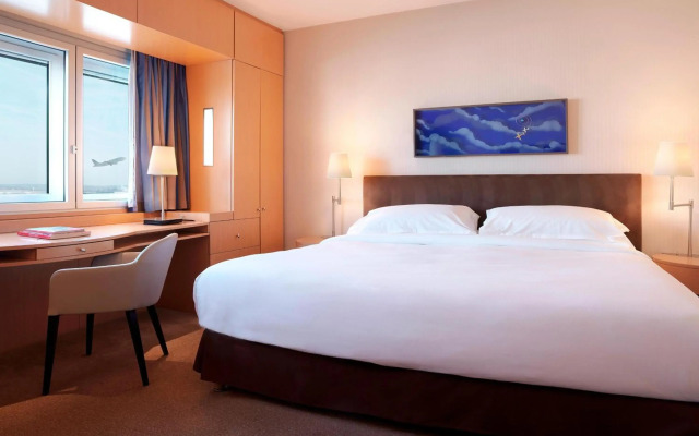 Le Metropolitan Paris Tour Eiffel, a Tribute Portfolio Hotel