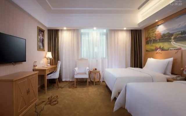 Vienna Hotel Shanghai International Tourist Resort Xiuyan Road Metro Station Bra