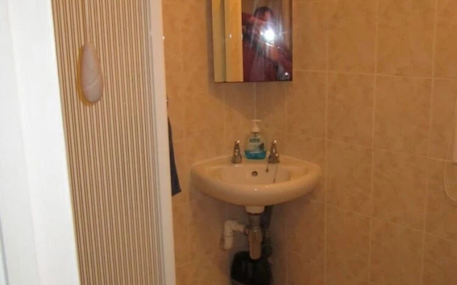 Upper Lake Chalet , Dog and Pet Friendly