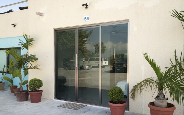 Capital O Airport 24/7