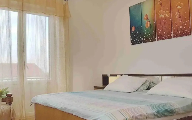 Supetar Central Child-friendly and Dog-friendly Apartment Near Beach