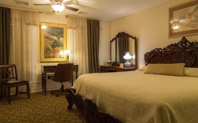 Homestead House B&B