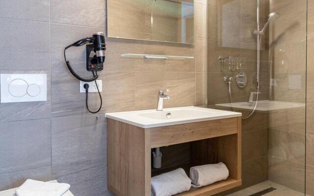 Stylish Apartment With Sauna, ski Lift at 600 m