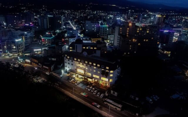 Sun Beach Hotel