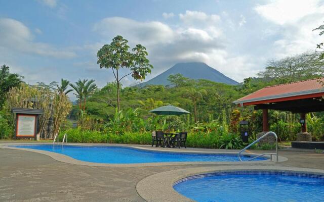 Volcano Lodge Hotel & Thermal Experience