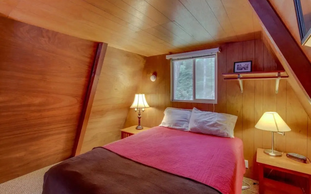Alpine Chalet 6 Half Loft