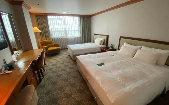 Hotel International